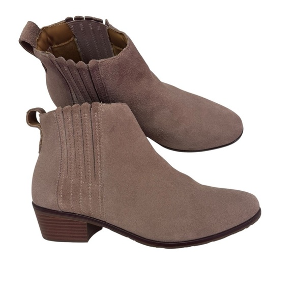 Jack Rogers Women's Liddy Stone Suede Scallop Chelsea Ankle Waterproof Bootie 9 - Picture 4 of 7